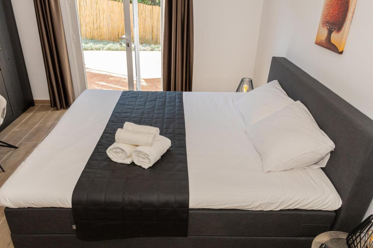 Casa De Ambar, Bed&Breakfast 알하우린엘그란데 외부 사진